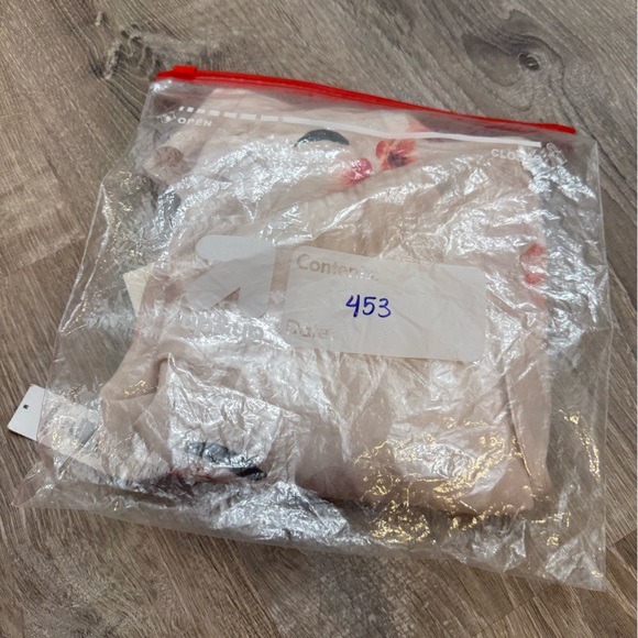 NEW Aritzia Wilfred Tia Front Tie Floral Print Blouse Medium NWT - Picture 12 of 12